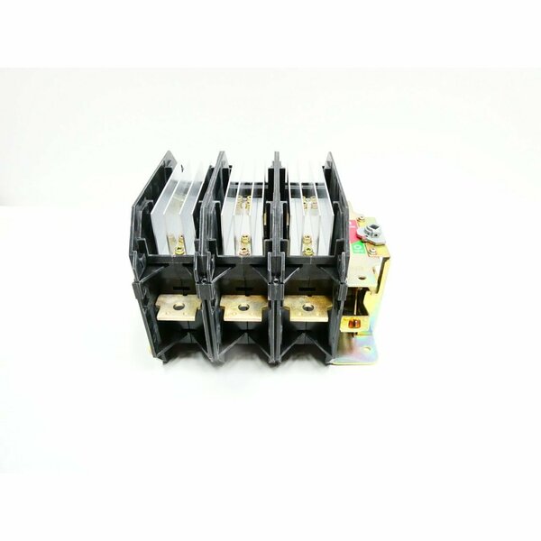 Allen Bradley 3P 400A AMP 600V-AC NON-FUSIBLE DISCONNECT SWITCH 194R-NN400P3